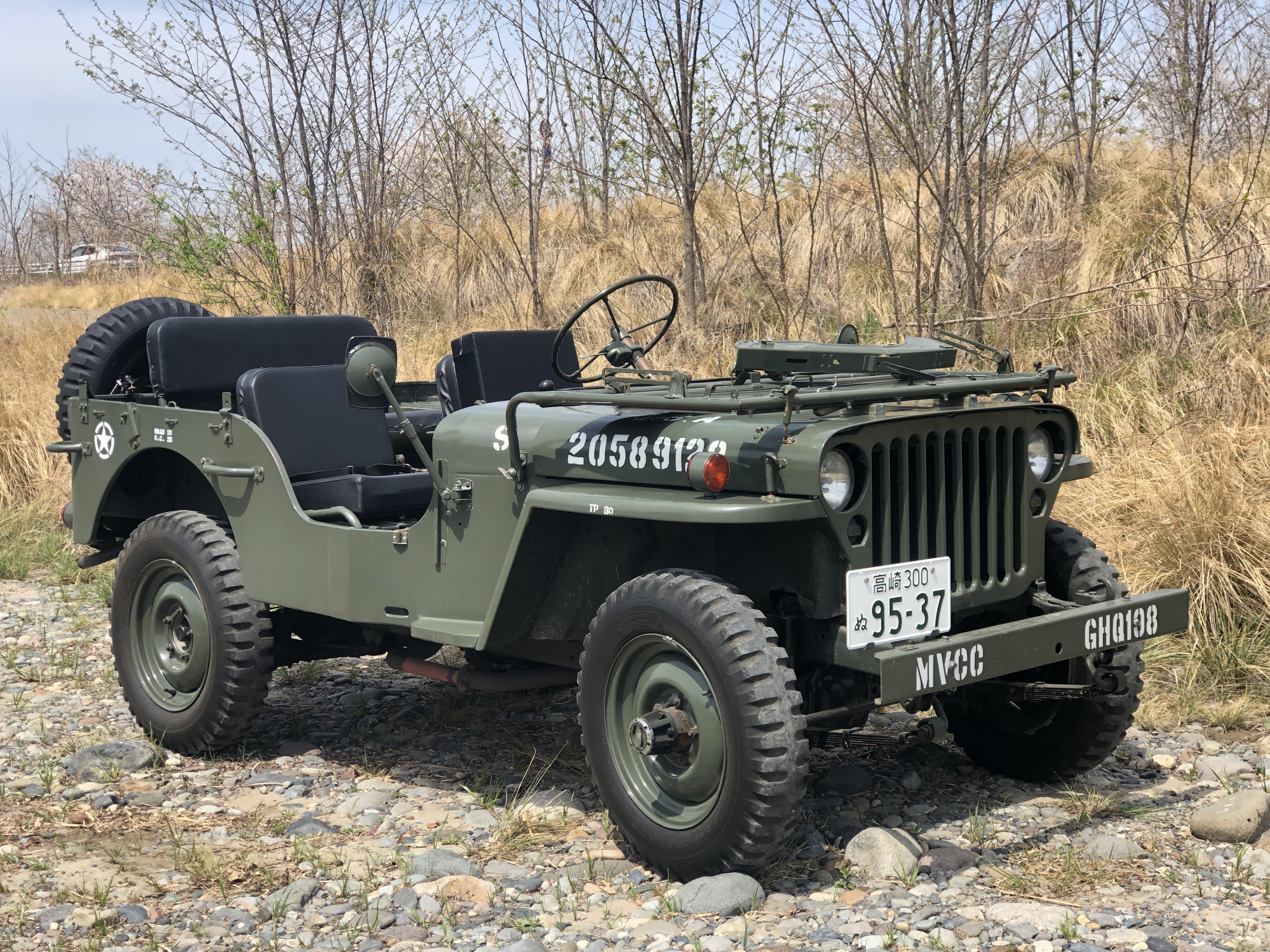 Jeep ミリタリー色 | ジャパンピッカーズ